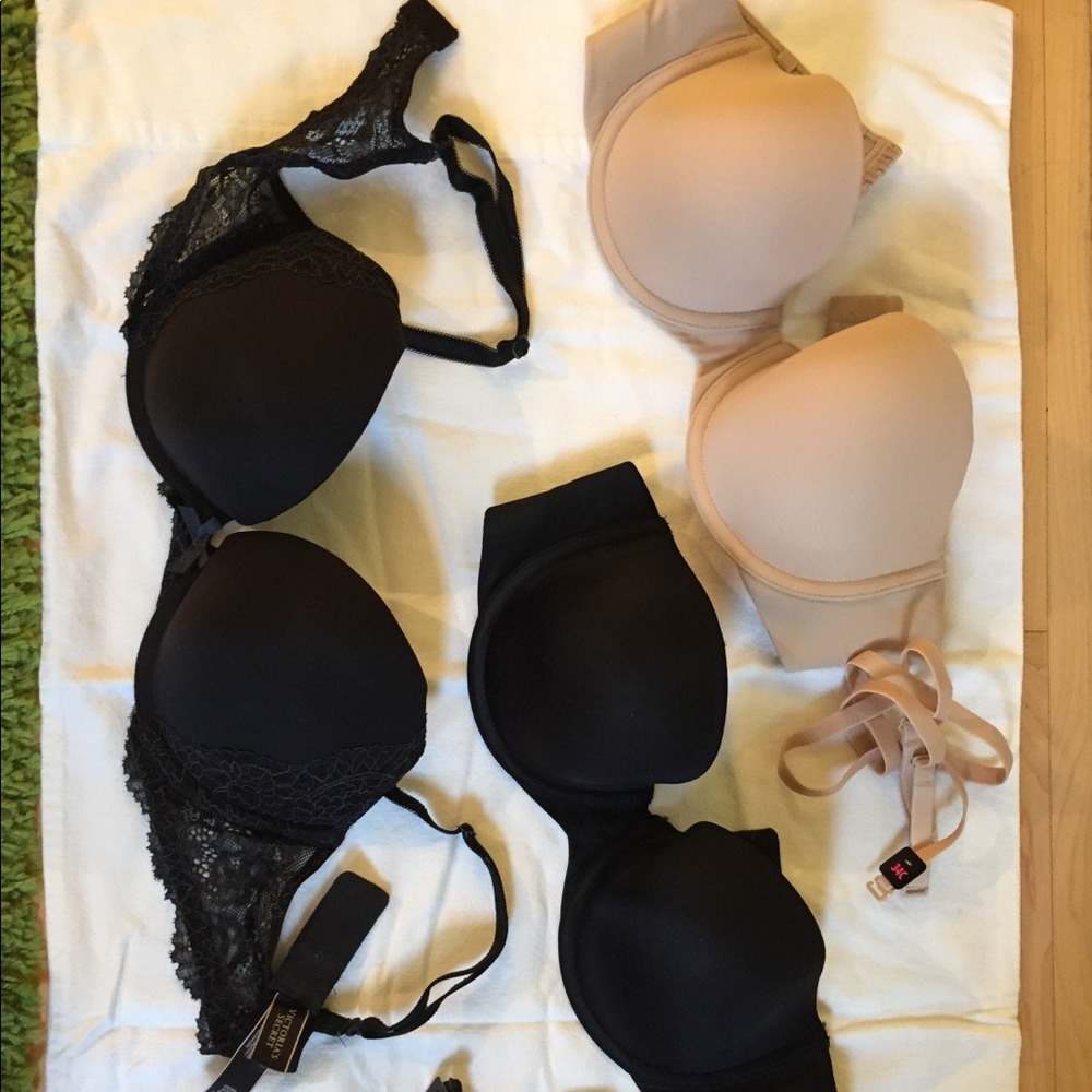 Bras (2 strapless)